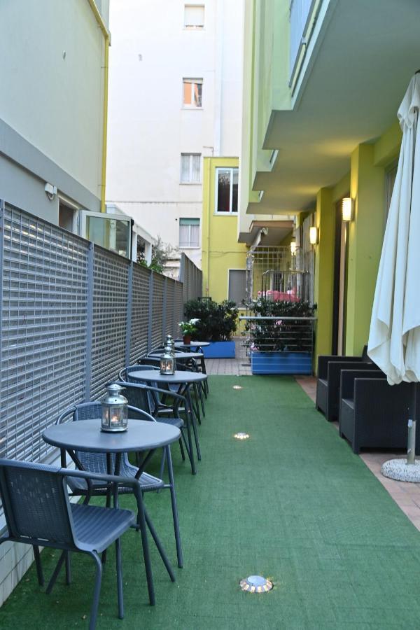 Hotel Italy Misano Adriatico Exterior photo