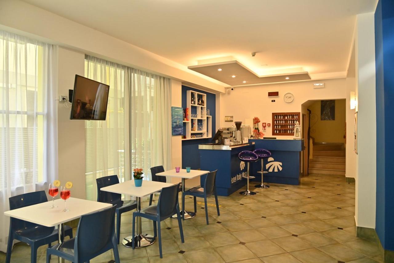 Hotel Italy Misano Adriatico Exterior photo