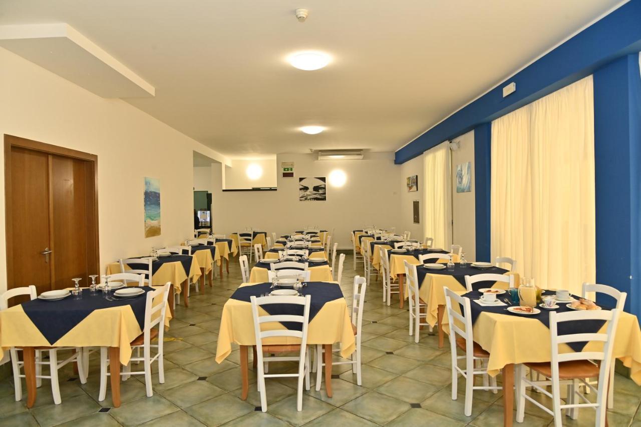 Hotel Italy Misano Adriatico Exterior photo