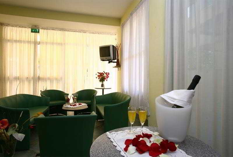Hotel Italy Misano Adriatico Exterior photo